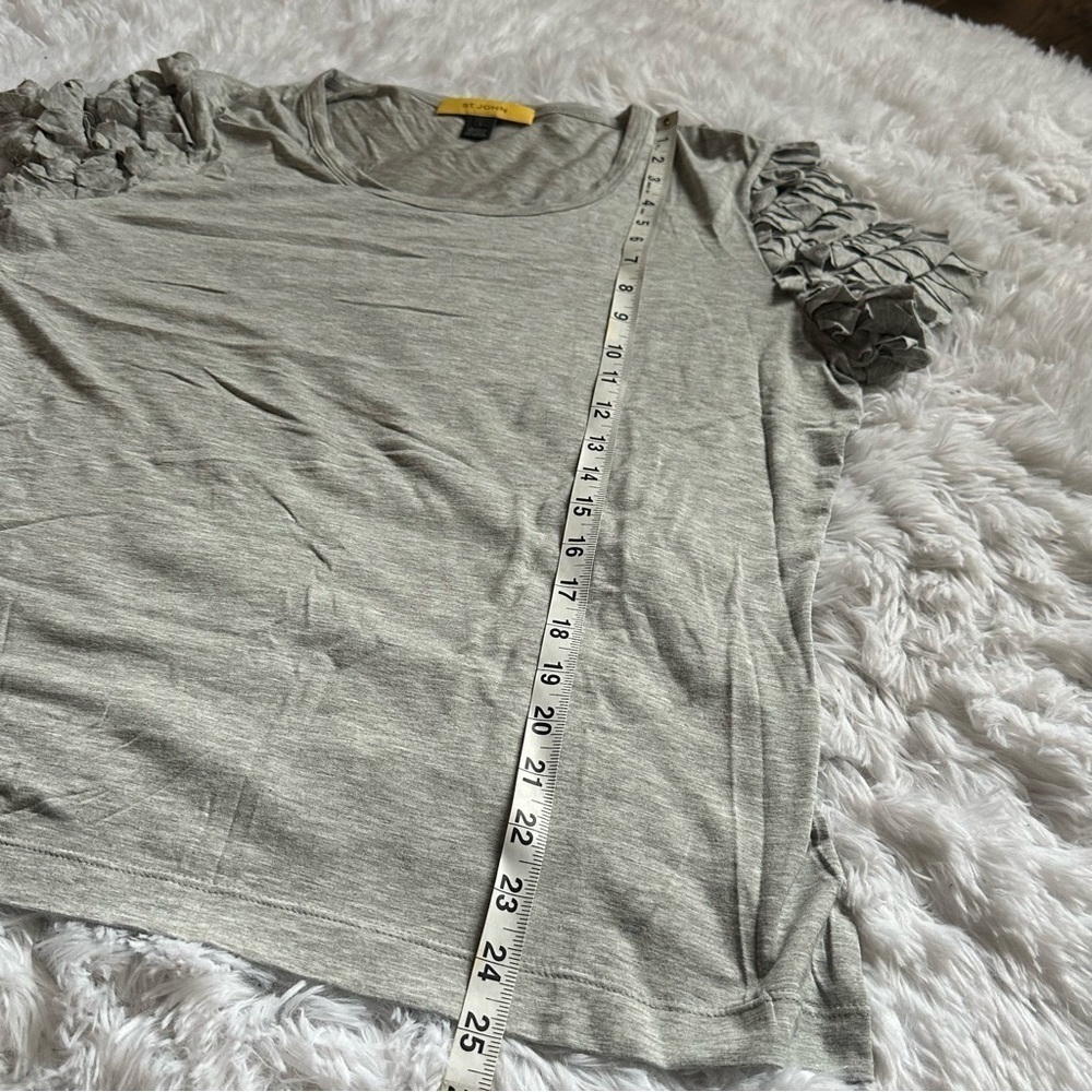 St John | Gray Ruffled Tee | Large - Picture 10 of 12